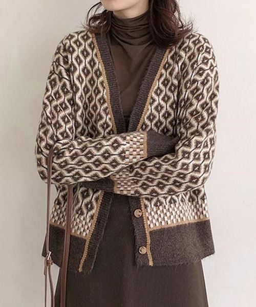 Girly Doll（ガーリードール）の「ドロップショルダー柄カーディガン（カーディガン/ボレロ・レディース・ブラウン/モカ/ブラック/ピンク/グレー・FREE）」の3枚目の写真