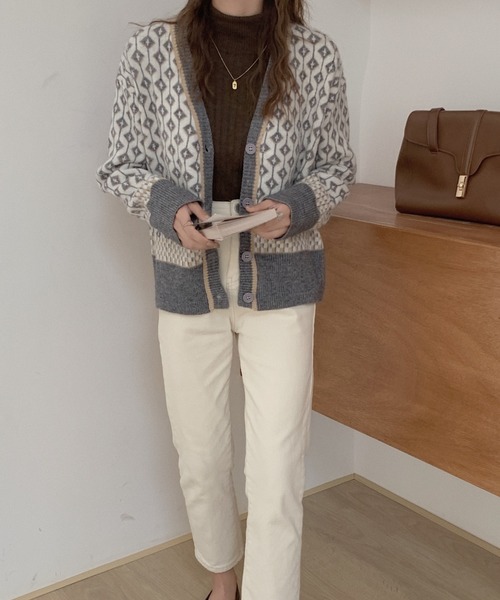 Girly Doll（ガーリードール）の「ドロップショルダー柄カーディガン（カーディガン/ボレロ・レディース・ブラウン/モカ/ブラック/ピンク/グレー・FREE）」の8枚目の写真