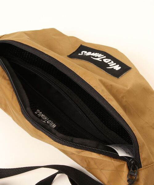 WILD THINGS（ワイルドシングス）の「★WILDTHINGS★X-PACK 　ウエストバッグ（ボディバッグ/ウエストポーチ・レディース・ベージュ/ターコイズブルー/ホワイト/ブラック/オリーブ/カモフラージュ/グレー・FREE）」の11枚目の写真