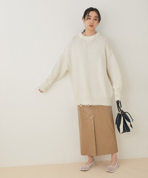 ADAM ET ROPE'（アダムエロペ）の「コットンフリンジBIGプルオーバー（ニット/セーター・レディース・ライトグレー/ホワイト/キナリ・FREE）」の5枚目の写真