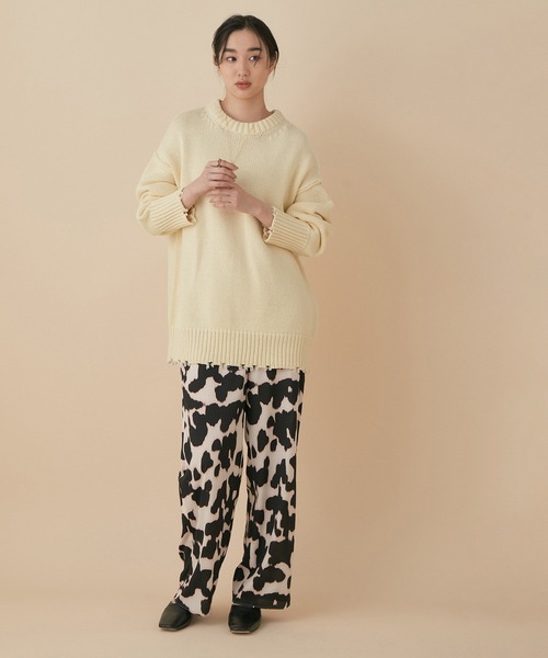 ADAM ET ROPE'（アダムエロペ）の「コットンフリンジBIGプルオーバー（ニット/セーター・レディース・ライトグレー/ホワイト/キナリ・FREE）」の16枚目の写真