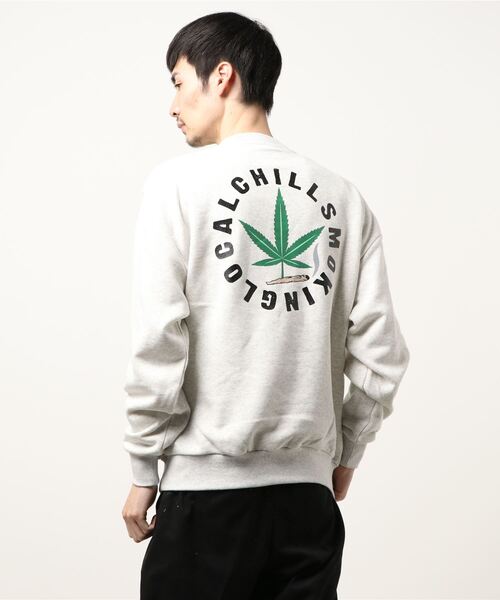 SPINNS（スピンズ）の「ゆったりシルエット リーフプリント裏毛スウェット（スウェット・メンズ・イエロー/ヘザーグレー/ブラック/ダークグリーン/ブルー・ONESIZE）」の11枚目の写真