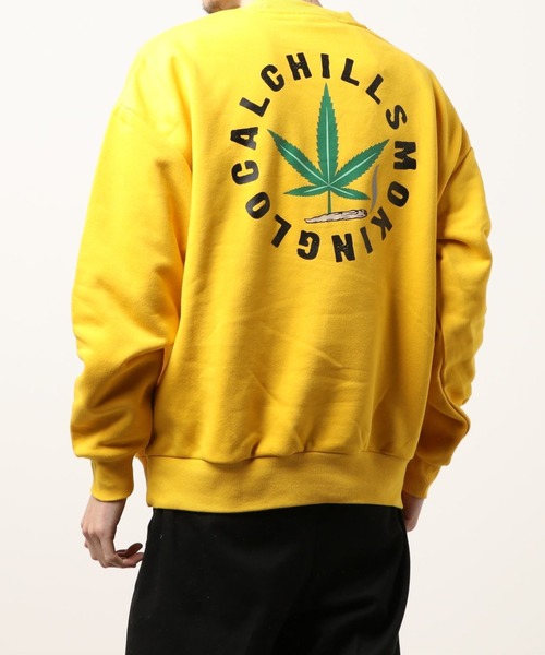 SPINNS（スピンズ）の「ゆったりシルエット リーフプリント裏毛スウェット（スウェット・メンズ・イエロー/ヘザーグレー/ブラック/ダークグリーン/ブルー・ONESIZE）」の5枚目の写真