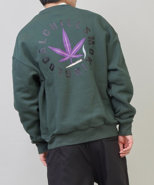 SPINNS（スピンズ）の「ゆったりシルエット リーフプリント裏毛スウェット（スウェット・メンズ・イエロー/ヘザーグレー/ブラック/ダークグリーン/ブルー・ONESIZE）」の3枚目の写真