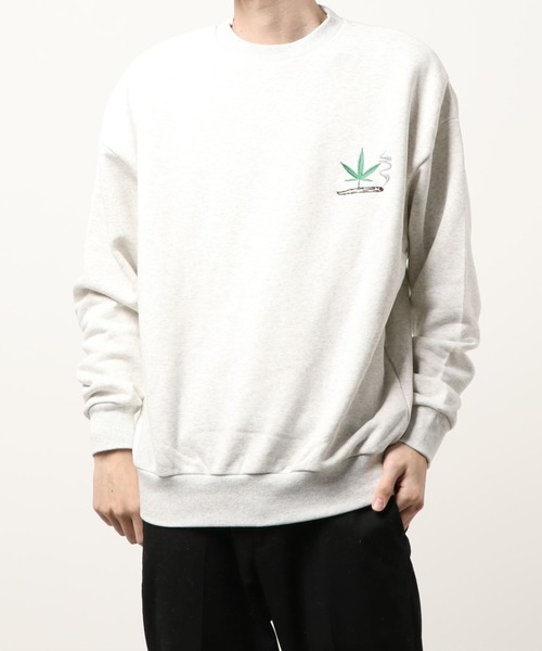 SPINNS（スピンズ）の「ゆったりシルエット リーフプリント裏毛スウェット（スウェット・メンズ・イエロー/ヘザーグレー/ブラック/ダークグリーン/ブルー・ONESIZE）」の21枚目の写真