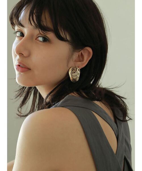 LAGUNAMOON（ラグナムーン）の「マーブルフォルムイヤリング（イヤリング・レディース・シルバー/ゴールド・FREE）」の5枚目の写真