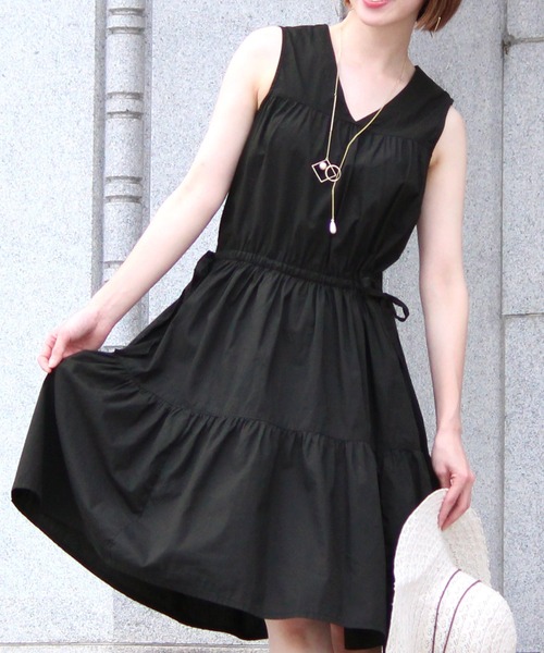 ElegChic(エレグシック)の「コットン ティアード ワンピース(ワンピース・レディース・ブラック/ベージュ/テラコッタ/オフホワイト・M/XL)」の3枚目の写真