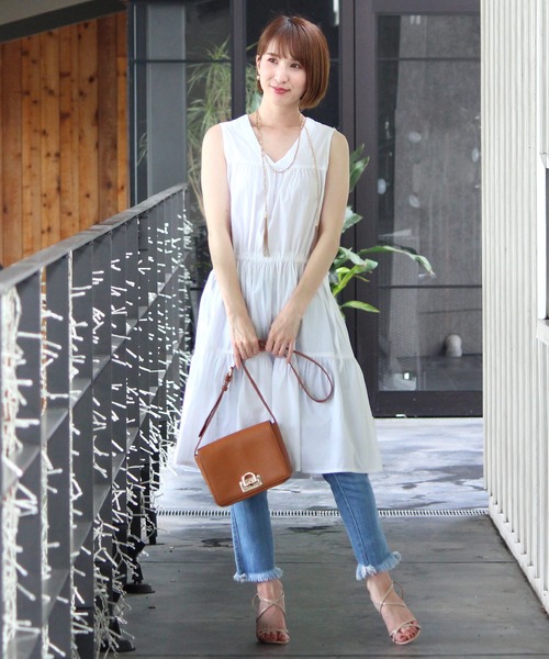 ElegChic(エレグシック)の「コットン ティアード ワンピース(ワンピース・レディース・ブラック/ベージュ/テラコッタ/オフホワイト・M/XL)」の7枚目の写真