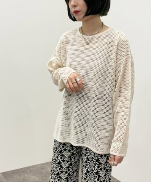 apres jour mignon(アプレジュールミニョン)の「メッシュ編みニット 【ZOZOTOWN限定アイテム】(ニット/セーター・レディース・アイボリー/ブラック/オレンジ・X-LARGE/フリー)」の4枚目の写真