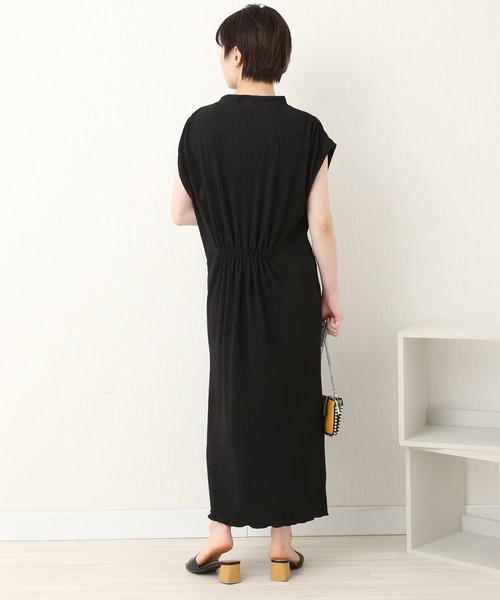 libelle more（リベル モア）の「楊柳プリーツスムース　プチハイネックワンピース（ワンピース・レディース・ブラック/ブラウン/グレイッシュベージュ/ライトカーキ・M/L）」の9枚目の写真