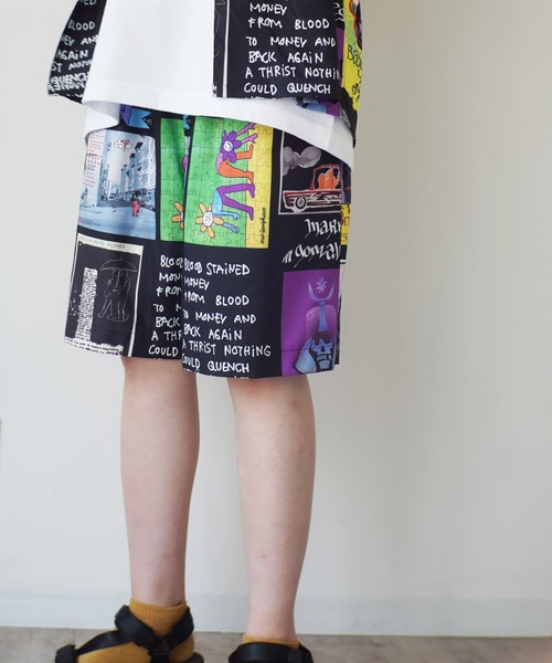 Mark Gonzales(マーク・ゴンザレス)の「【 Mark Gonzales / マークゴンザレス 】 SHORT PANTS / 総柄 ショートパンツ(その他パンツ・メンズ・ホワイト/ブラック・XL/M/L)」の5枚目の写真