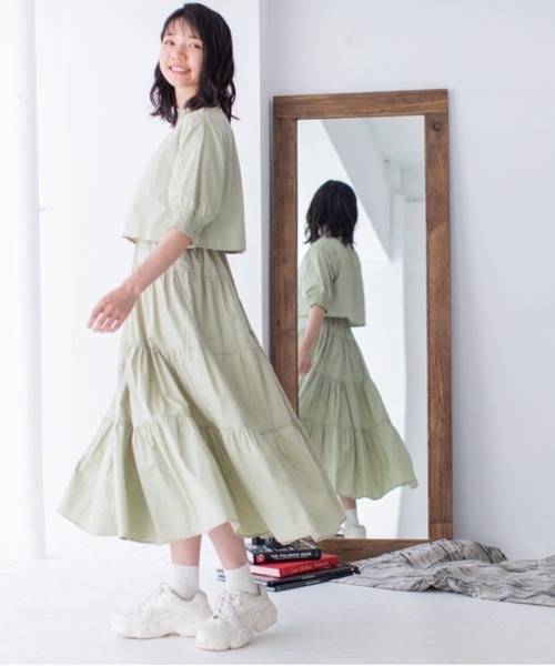 Mysa&Liina(ミーサリーナ)の「半袖ティアードワンピース(ワンピース・レディース・ベージュ/ネイビー/オフホワイト/イエロー/グリーン/ボルドー・M)」の20枚目の写真