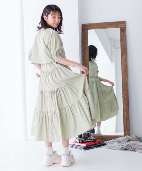 Mysa&Liina(ミーサリーナ)の「半袖ティアードワンピース(ワンピース・レディース・ベージュ/ネイビー/オフホワイト/イエロー/グリーン/ボルドー・M)」の21枚目の写真