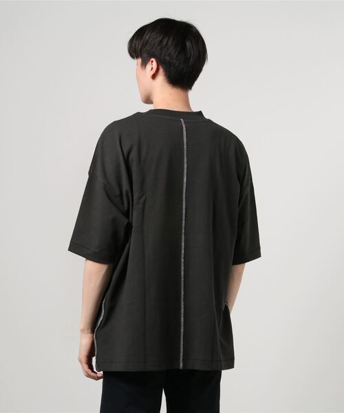 SHINYAKOZUKA（シンヤコヅカ）の「【SHINYA KOZUKA】 SET-IN WITH FRUIT OF THE LOOM（Tシャツ/カットソー・メンズ・ホワイト/ブラック/ダークグレー/グレー・LARGE/MEDIUM）」の7枚目の写真