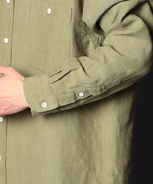 NOLLEY'S goodman（ノーリーズグッドマン）の「ヘンプ ビッグシルエット バンドカラーシャツ UNISEX（シャツ/ブラウス・メンズ・ブラウン/ホワイト/ライトブルー/オリーブ・LARGE/SMALL/MEDIUM）」の6枚目の写真