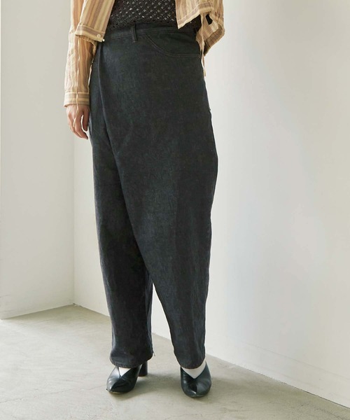 nitca(ニトカ)の「12ozデニム おがみパンツ(デニムパンツ・レディース・ブラック/キナリ・FREE)」の1枚目の写真