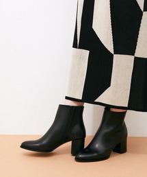 ADAM ET ROPE'（アダムエロペ）の「【WEB限定】レザーショート