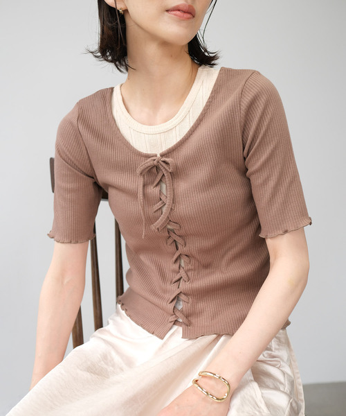 ＡＮＤＪ（アンドジェイ）の「バックレースアップラウンドネックテレコトップス（Tシャツ/カットソー・レディース・モカ/オフホワイト/ブラック・M）」の3枚目の写真