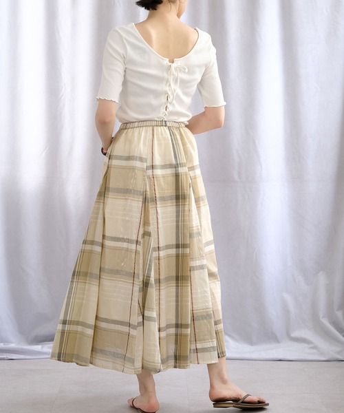 ＡＮＤＪ（アンドジェイ）の「バックレースアップラウンドネックテレコトップス（Tシャツ/カットソー・レディース・モカ/オフホワイト/ブラック・M）」の11枚目の写真