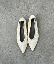 RIVE DROITE | スタイリッシュに決まる　ギャザーバブーシュ(パンプス)