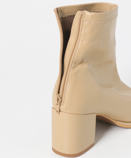SENSE OF PLACE by URBAN RESEARCH（センスオブプレイスバイアーバンリサーチ）の「スクエアトウセンターシームストレッチブーツ（ブーツ・レディース・ブラック/ベージュ/ブラウン/アイボリー・SMALL/MEDIUM/LARGE）」の12枚目の写真