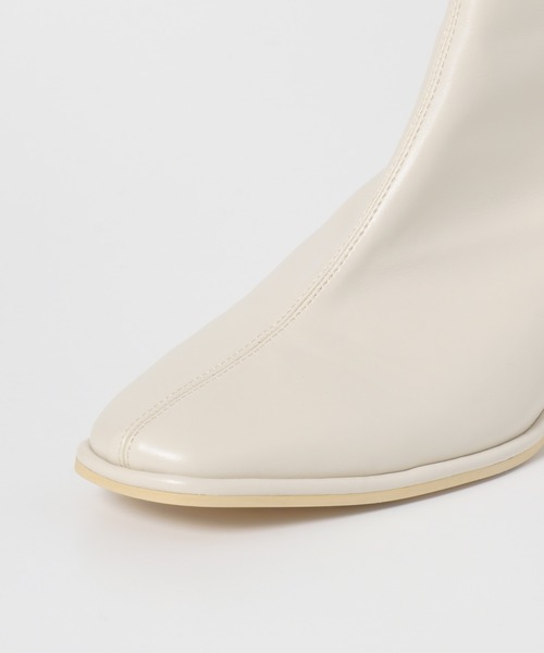 SENSE OF PLACE by URBAN RESEARCH（センスオブプレイスバイアーバンリサーチ）の「スクエアトウセンターシームストレッチブーツ（ブーツ・レディース・ブラック/ベージュ/ブラウン/アイボリー・SMALL/MEDIUM/LARGE）」の9枚目の写真