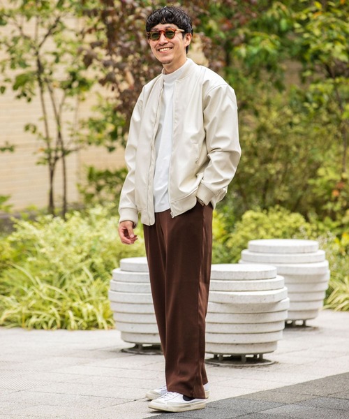 URBAN RESEARCH（アーバンリサーチ）の「ヴィーガンレザー MA-1（その他アウター・メンズ・ブラック/グレー/オフホワイト・MEDIUM/LARGE）」の14枚目の写真