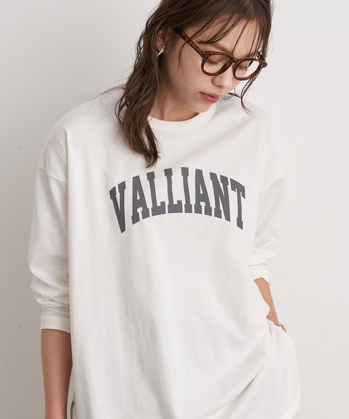 earth music&ecology（アースミュージックアンドエコロジー）の「VALLIANT Tシャツ ＊（Tシャツ/カットソー・レディース・オフホワイト/チャコールグレー/ネイビー・FREE）」の2枚目の写真
