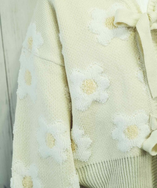 Hamble by Par Avion（ハンブルバイパラビオン）の「フラワーカーデ（カーディガン/ボレロ・レディース・アイボリー/ブラック・ONESIZE）」の19枚目の写真