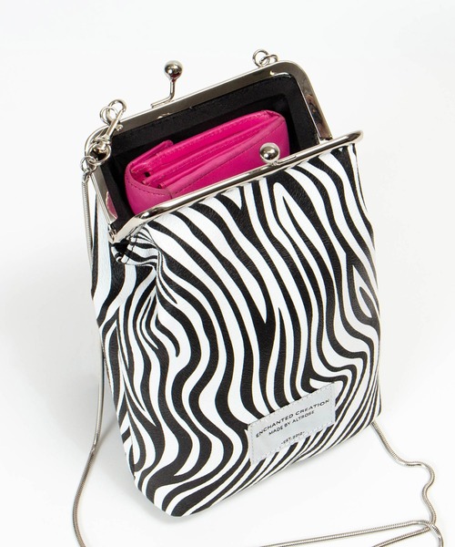 ALTROSE（アルトローズ）の「ショルダーバッグ [ミクロン]（ショルダーバッグ・レディース・ブラック/パープル/グリーン/アイボリー/ゼブラ・FREE）」の16枚目の写真