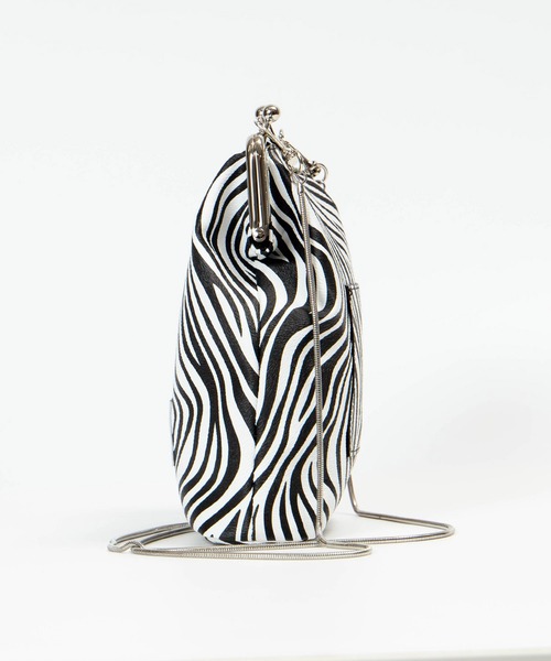 ALTROSE（アルトローズ）の「ショルダーバッグ [ミクロン]（ショルダーバッグ・レディース・ブラック/パープル/グリーン/アイボリー/ゼブラ・FREE）」の10枚目の写真