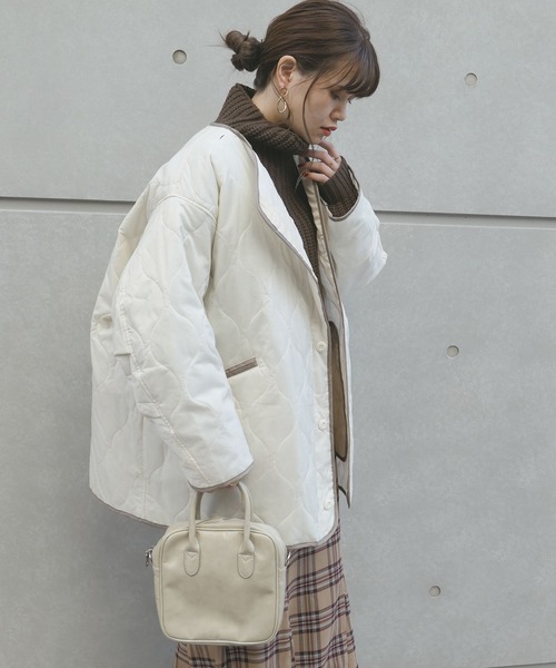 CORNERS（コーナーズ）の「キルティングライナージャケット（ダウンジャケット/コート・レディース・ブラック/ベージュ/カーキ/アイボリー・M）」の2枚目の写真