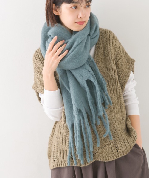 OMNES（オムネス）の「起毛ボリュームフリンジマフラー（マフラー・レディース・ブラック/ベージュ/ブラウン/カーキ/ブルー/アイボリー/ミント/モカ/ブラック系その他/ブラウン系その他/ピンクベージュ/パープル/ブルー系その他/イエロー/オレンジ系その他2/ブラウン系その他2/サックスブルー/ブルー系その他2/ブルー系その他3/オレンジ系その他・FREE）」の10枚目の写真