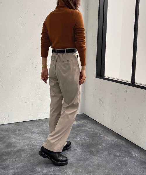 apres jour mignon（アプレジュールミニョン）の「タートルネックリブニット【ZOZOTOWN限定アイテム】（ニット/セーター・レディース・ブルー系その他/アイボリー/ダークブラウン/ダークグリーン/ブラック/グリーン/パープル/オレンジ/グリーン系その他・X-LARGE/フリー）」の10枚目の写真