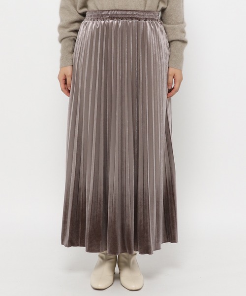 BAYFLOW（ベイフロー）の「ベロアプリーツスカート（スカート・レディース・グリーン/モカ/アイボリー・SMALL/MEDIUM）」の10枚目の写真