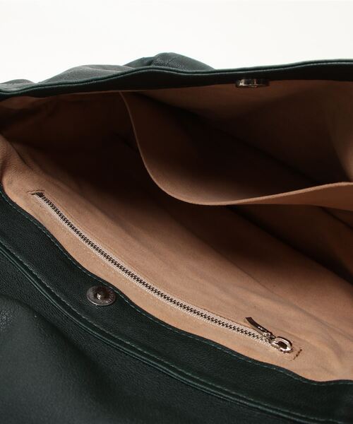 Ch!iii BAG（チーバック）の「【ch!iii】牛革ビッグウエストバッグ（ボディバッグ/ウエストポーチ・レディース・グリーン・FREE）」の16枚目の写真