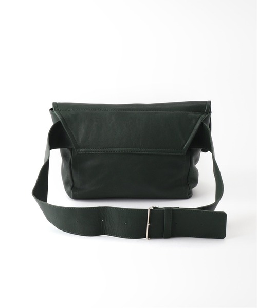 Ch!iii BAG（チーバック）の「【ch!iii】牛革ビッグウエストバッグ（ボディバッグ/ウエストポーチ・レディース・グリーン・FREE）」の3枚目の写真