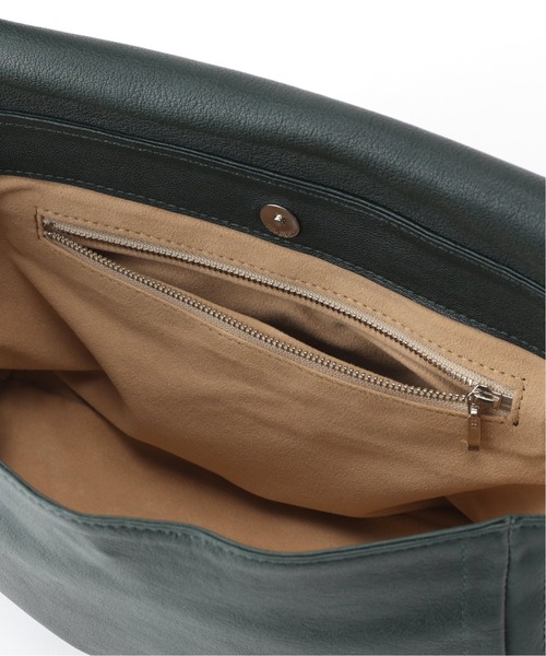 Ch!iii BAG（チーバック）の「【ch!iii】牛革ビッグウエストバッグ（ボディバッグ/ウエストポーチ・レディース・グリーン・FREE）」の7枚目の写真