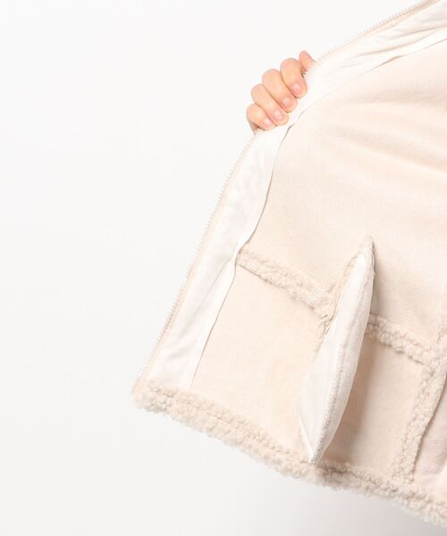 toucher du brise（トゥシェドブリーズ）の「【もこもこ暖か】リラックスボアベスト（その他アウター・レディース・ベージュ/グレー/オフホワイト・M）」の8枚目の写真