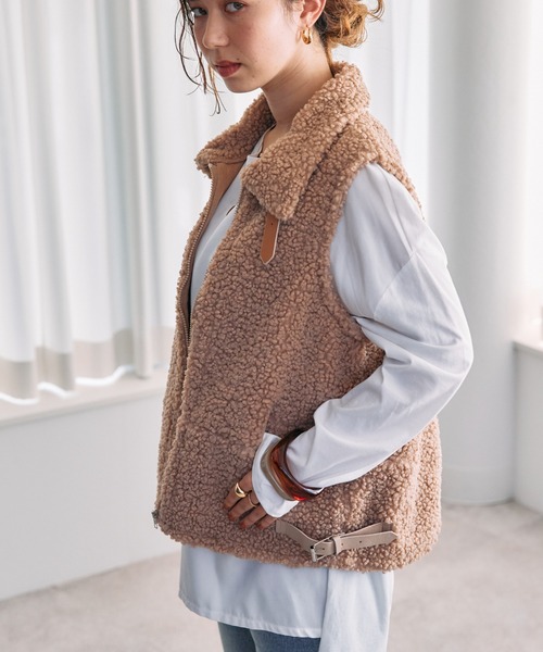 toucher du brise（トゥシェドブリーズ）の「【もこもこ暖か】リラックスボアベスト（その他アウター・レディース・ベージュ/グレー/オフホワイト・M）」の3枚目の写真