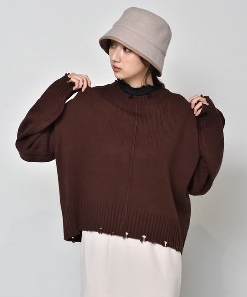 RETRO GIRL(レトロガール)の「アウトリッキングダメージニット(ニット/セーター・レディース・ダークブラウン/オレンジ/グリーン/ブラック系その他/ブルー・FREE)」の3枚目の写真