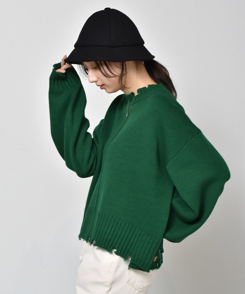 RETRO GIRL(レトロガール)の「アウトリッキングダメージニット(ニット/セーター・レディース・ダークブラウン/オレンジ/グリーン/ブラック系その他/ブルー・FREE)」の4枚目の写真