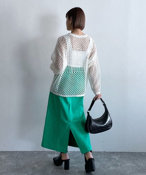 PAGEBOY(ページボーイ)の「パッチワークメッシュプルオーバー(ニット/セーター・レディース・オフホワイト/ブラック/ライム・FREE)」の5枚目の写真