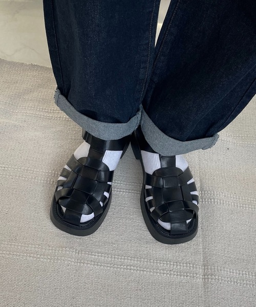 AS KNOW AS plus(アズノゥアズプラス)の「●スクエア グルカサンダル(サンダル・レディース・ブラック/ベージュ/ブラウン/アイボリー/ブラック系・M/L)」の12枚目の写真