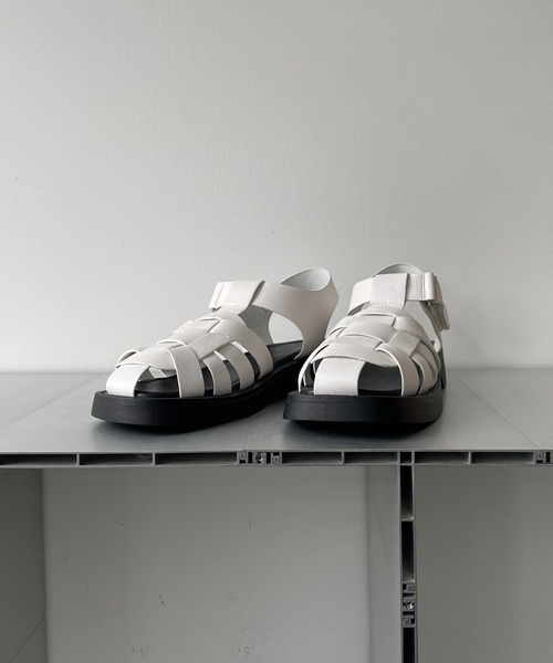 AS KNOW AS plus(アズノゥアズプラス)の「●スクエア グルカサンダル(サンダル・レディース・ブラック/ベージュ/ブラウン/アイボリー/ブラック系・M/L)」の13枚目の写真