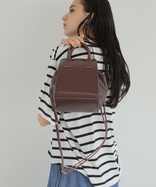LAKOLE（ラコレ）の「コンビ巾着トートバッグ / 266468（ショルダーバッグ・レディース・ブラウン系その他/ベージュ/ブラック/ホワイト/ブラウン・FREE）」の4枚目の写真