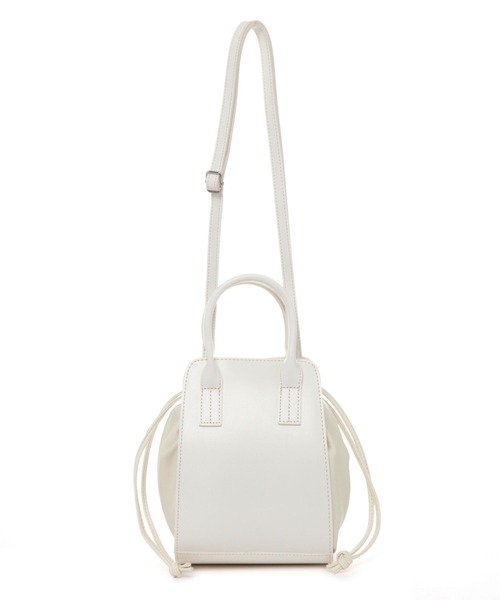 LAKOLE（ラコレ）の「コンビ巾着トートバッグ / 266468（ショルダーバッグ・レディース・ブラウン系その他/ベージュ/ブラック/ホワイト/ブラウン・FREE）」の2枚目の写真