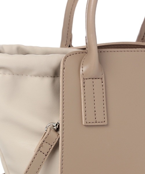 LAKOLE（ラコレ）の「コンビ巾着トートバッグ / 266468（ショルダーバッグ・レディース・ブラウン系その他/ベージュ/ブラック/ホワイト/ブラウン・FREE）」の11枚目の写真