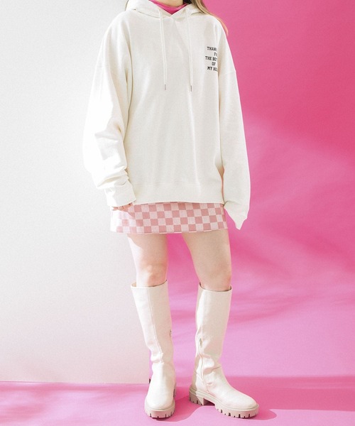 HEYUMM（ヘユム）の「裏毛チビロゴフーディー（スウェット・レディース・アイボリー/グリーン/チャコールグレー・ONE）」の9枚目の写真