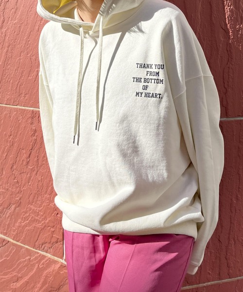 HEYUMM（ヘユム）の「裏毛チビロゴフーディー（スウェット・レディース・アイボリー/グリーン/チャコールグレー・ONE）」の12枚目の写真